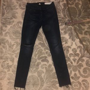 Rag and Bone Destroyed Ankle Legging Jean Size 24